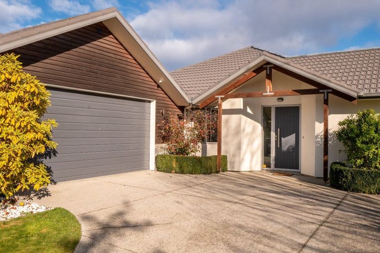 Photo of property in 38 Erskine Street, Lake Hayes, Queenstown, 9304