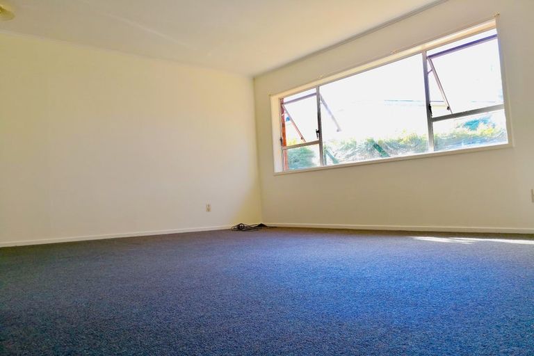 Photo of property in 2/96a Ridge Road, Howick, Auckland, 2014