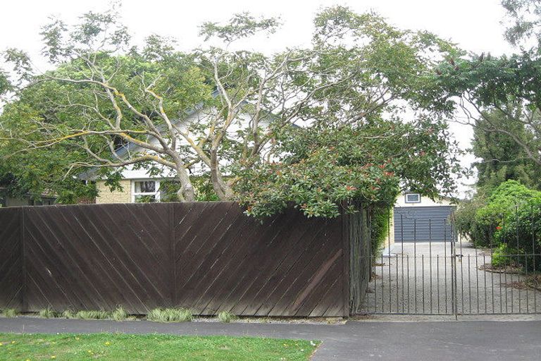 Photo of property in 23 Haslam Crescent, Hoon Hay, Christchurch, 8025