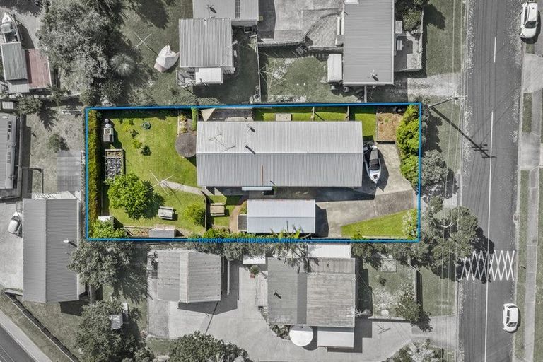 Photo of property in 27 Penton Road, Stanmore Bay, Whangaparaoa, 0932