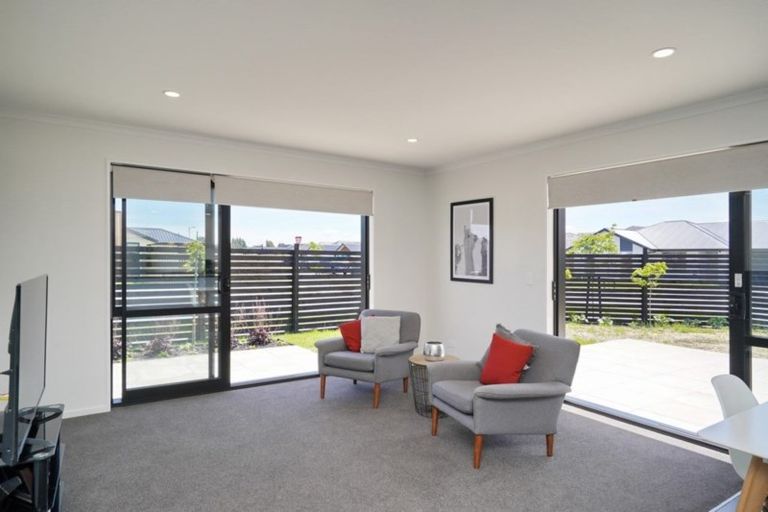 Photo of property in 34 Katrine Drive, Marshland, Christchurch, 8083