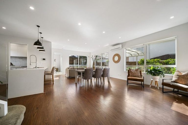 Photo of property in 5 Lyttelton Avenue, Forrest Hill, Auckland, 0620