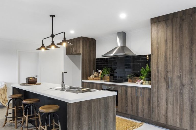 Photo of property in 101 Adler Drive, Ohauiti, Tauranga, 3112