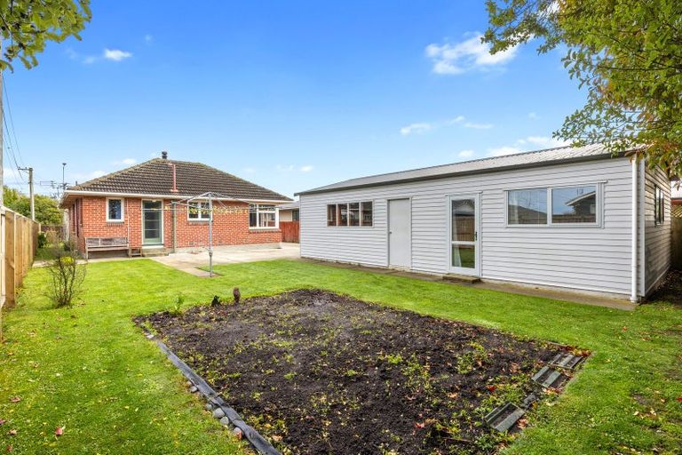 Photo of property in 54 Hargood Street, Woolston, Christchurch, 8062