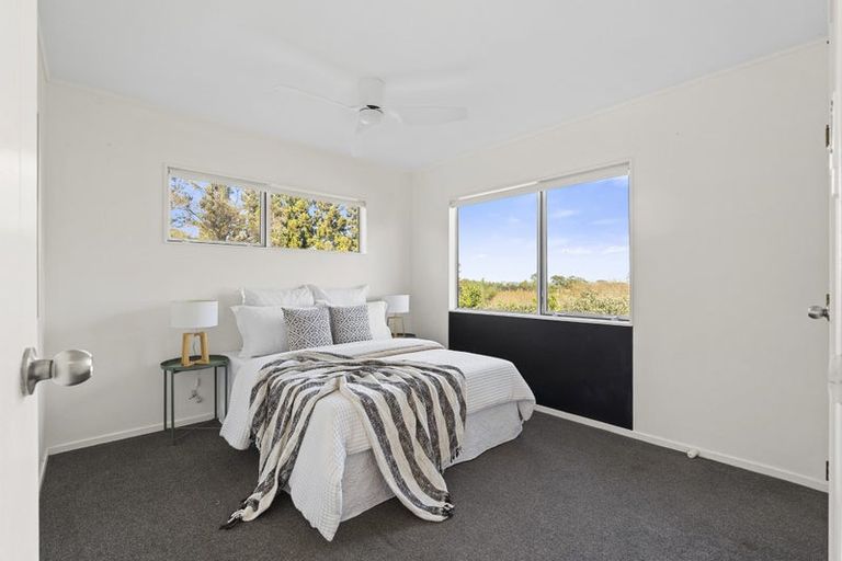 Photo of property in 233 Whitehills Road, Waitoki, Silverdale, 0994