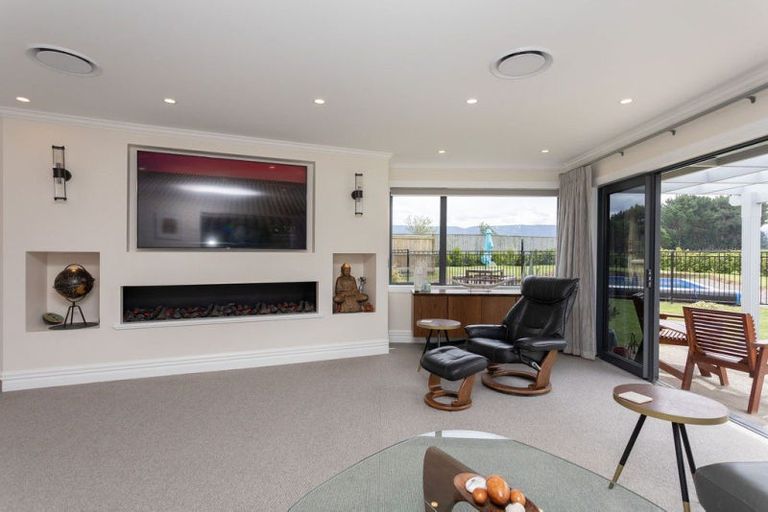 Photo of property in 20 Smith Street, Dannevirke, 4930