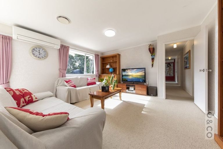 Photo of property in 31 Waimauku Station Road, Waimauku, 0812