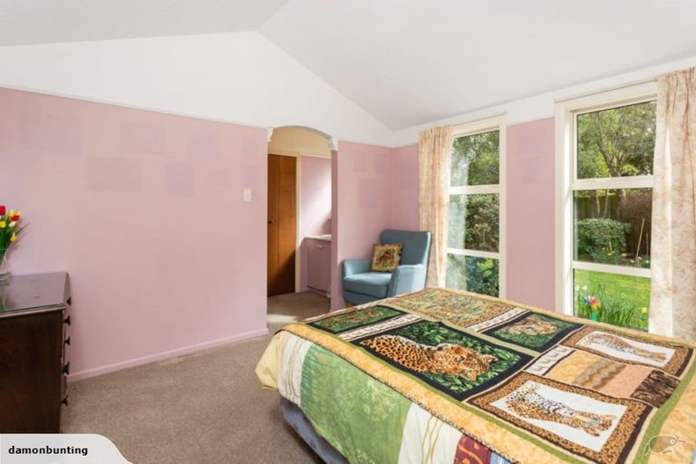 Photo of property in 28 Erin Crescent, Mairehau, Christchurch, 8013