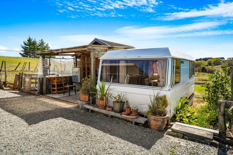 Photo of property in 86 Pah Hill Road, Wharehine, Wellsford, 0973