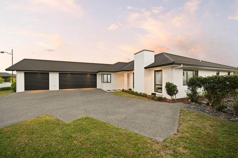 Photo of property in 5 Briar Rose Court, Huntington, Hamilton, 3210