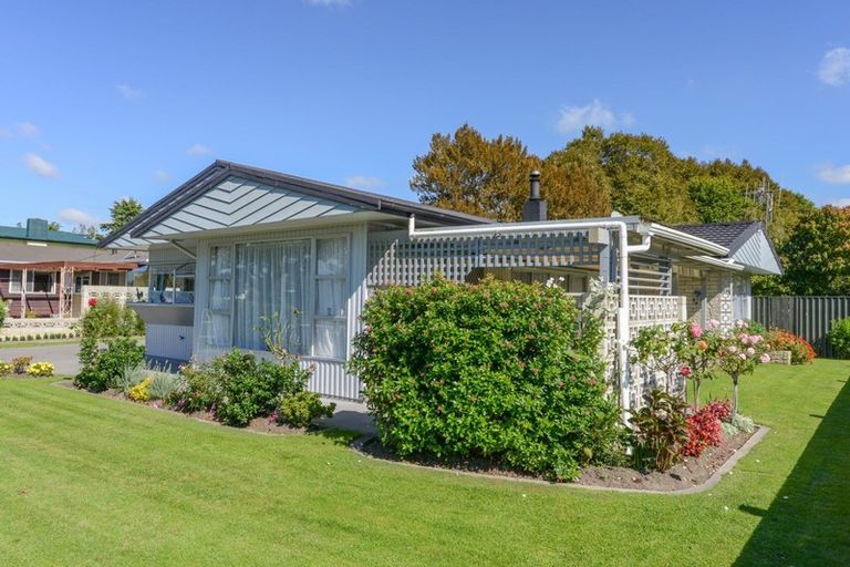 Photo of property in 95 Flaxmere Avenue, Flaxmere, Hastings, 4120