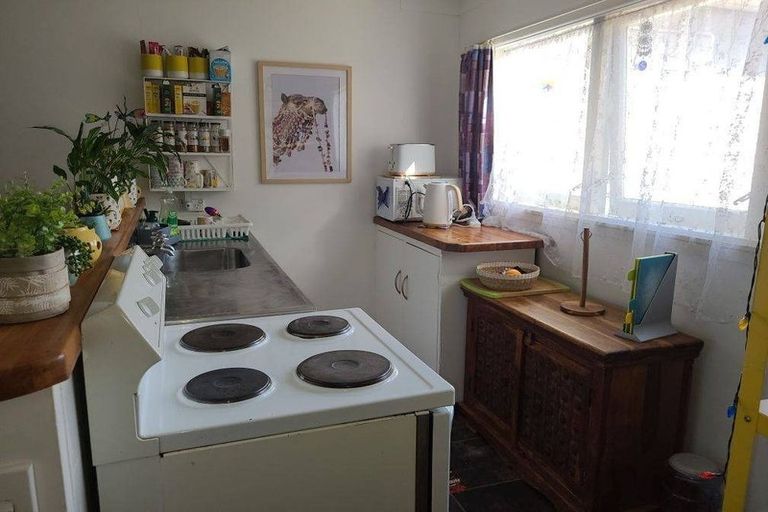 Photo of property in 24 Eason Street, Victoria, Rotorua, 3010