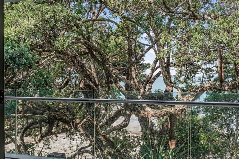 Photo of property in 1/7 The Promenade, Takapuna, Auckland, 0622