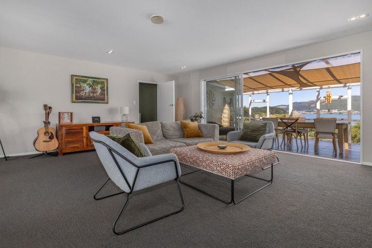 Photo of property in 9 Ayr Place, Papakowhai, Porirua, 5024