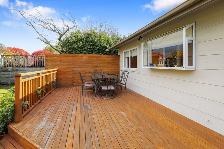 Photo of property in 19 Wharewaka Road, Wharewaka, Taupo, 3330