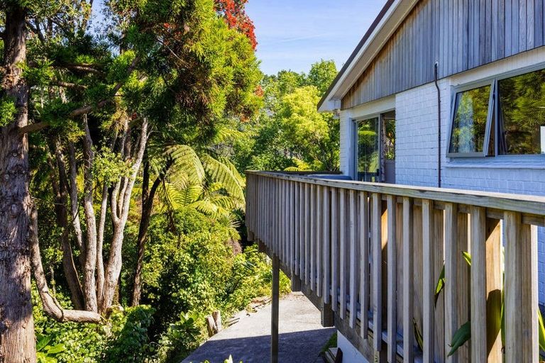 Photo of property in 17 Linda Street, Oakura, 4314