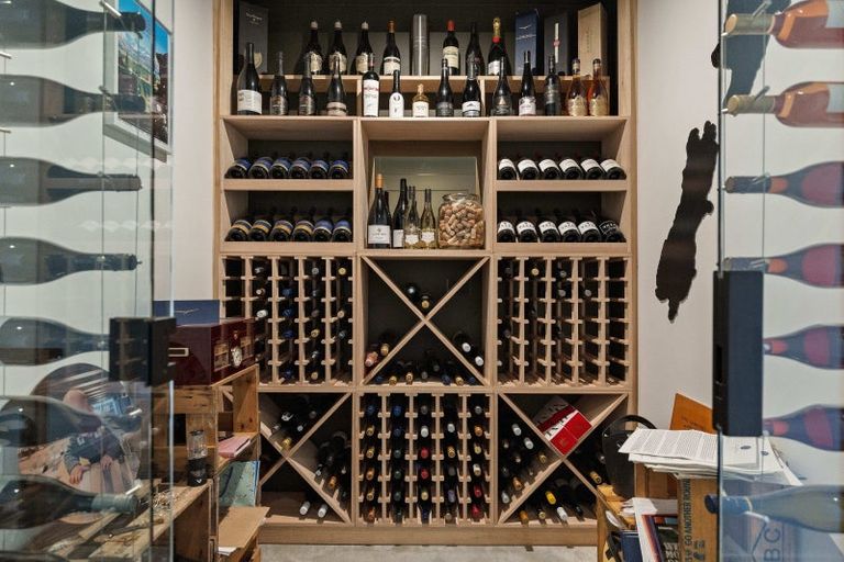 Photo of property in 42 Tui Drive, Mount Creighton, Queenstown, 9371