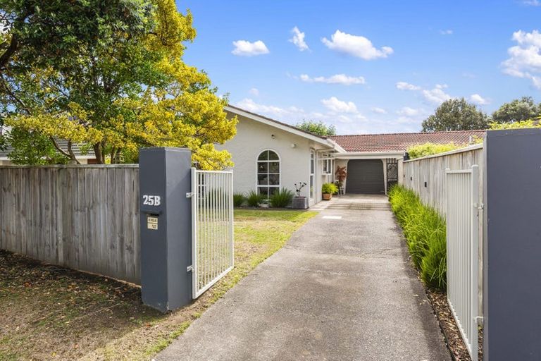Photo of property in 25b Olive Terrace, Paraparaumu Beach, Paraparaumu, 5032