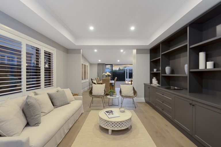 Photo of property in 61 Knowles Street, St Albans, Christchurch, 8052