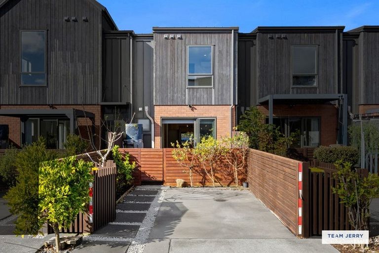 Photo of property in 60 Wallace Road, Hobsonville, Auckland, 0616