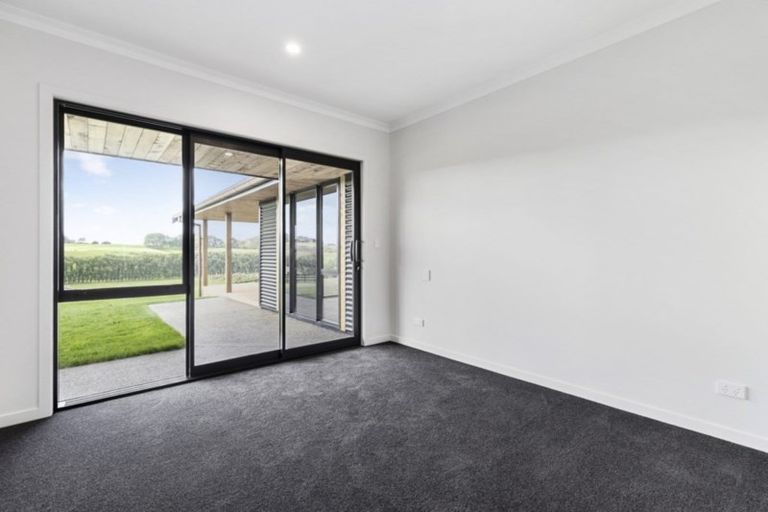 Photo of property in 28 Old Vintners Close, Te Kauwhata, 3782
