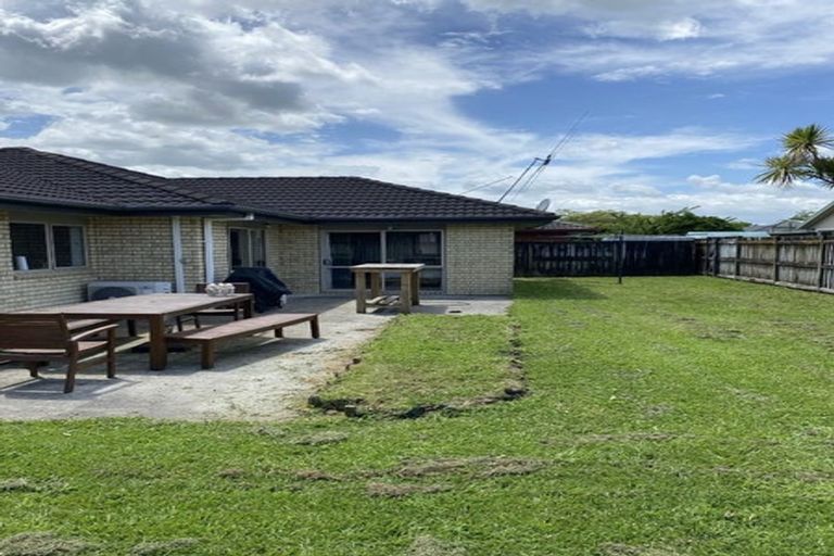 Photo of property in 7 Whitford Place, Rototuna North, Hamilton, 3210