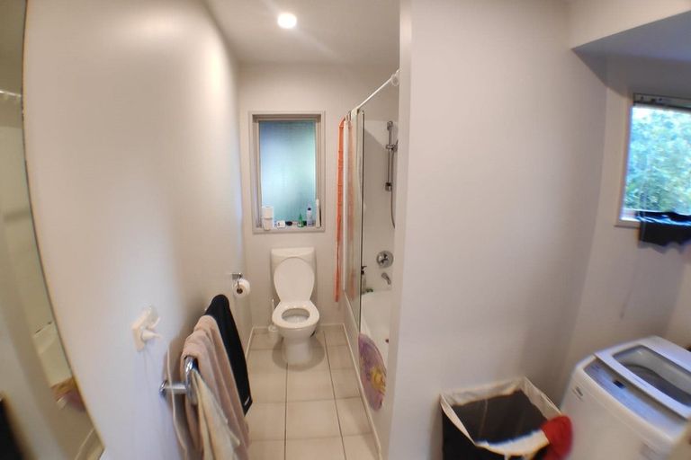 Photo of property in 1/206 Manuka Road, Bayview, Auckland, 0629