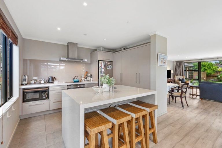 Photo of property in 24 Hansard Place, Bethlehem, Tauranga, 3110