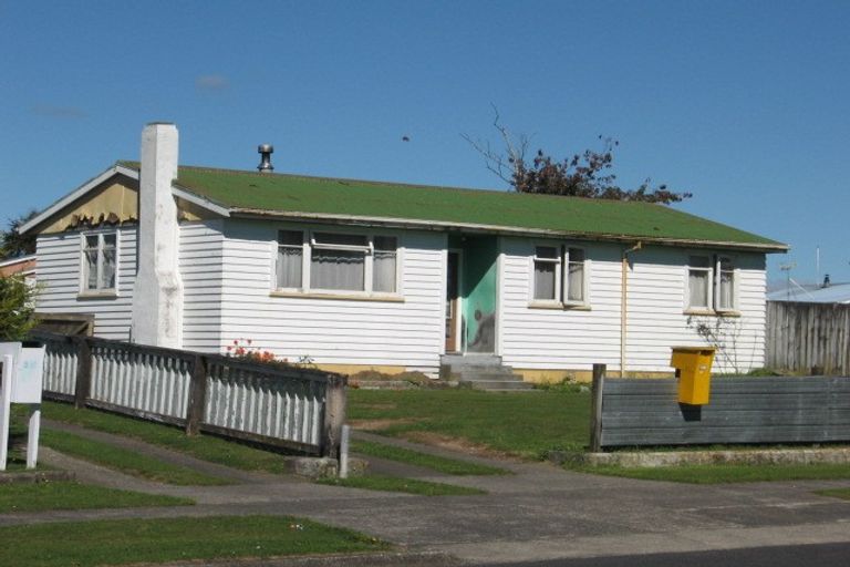 Photo of property in 37 Morvern Crescent, Tokoroa, 3420