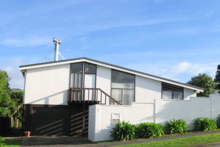 Photo of property in 7 Taieri Crescent, Kelson, Lower Hutt, 5010