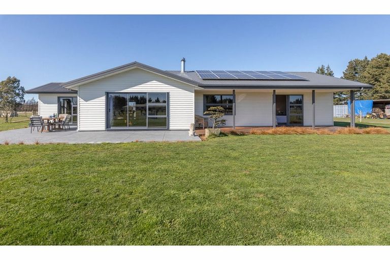 Photo of property in 2612 Wards Road, Darfield, 7571