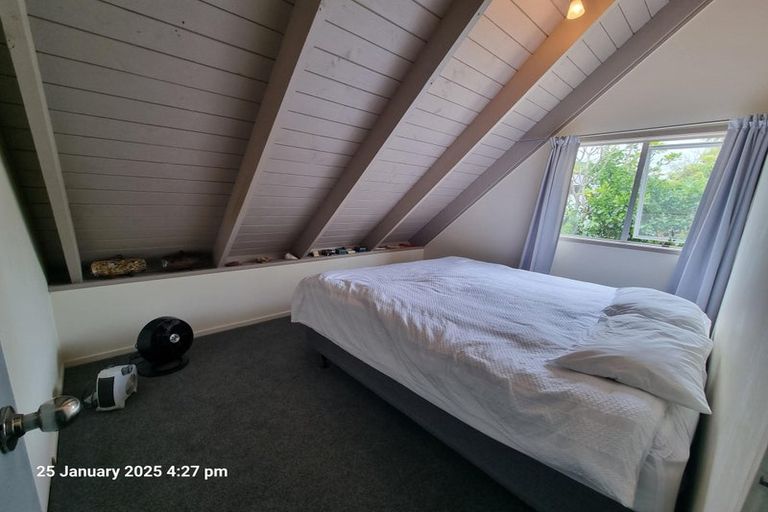 Photo of property in 1/13 Valhalla Drive, Beach Haven, Auckland, 0626