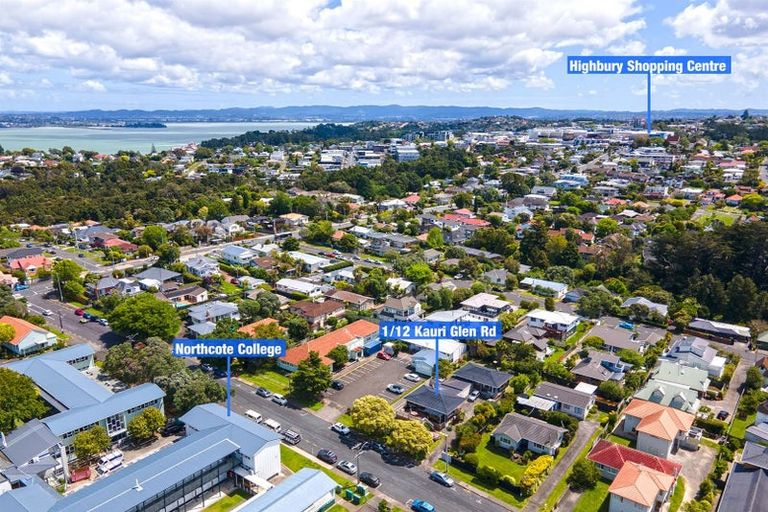 Photo of property in 1/12 Kauri Glen Road, Northcote, Auckland, 0627