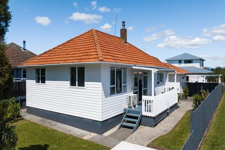 Photo of property in 28 Towers Street, Paeroa, 3600