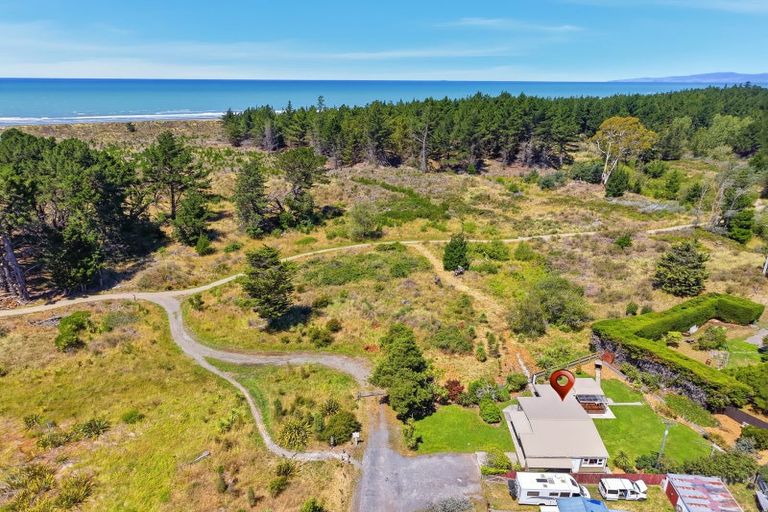 Photo of property in 4 Achilles Parade, The Pines Beach, 7630