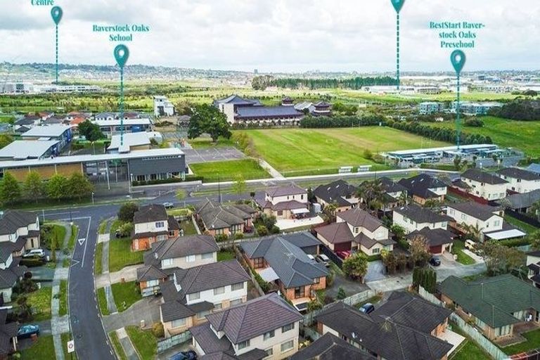 Photo of property in 4 Stornaway Drive, Flat Bush, Auckland, 2016