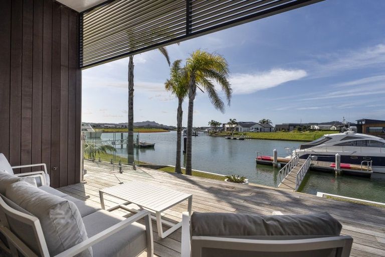 Photo of property in 11 Awatea Drive, Whitianga, 3510