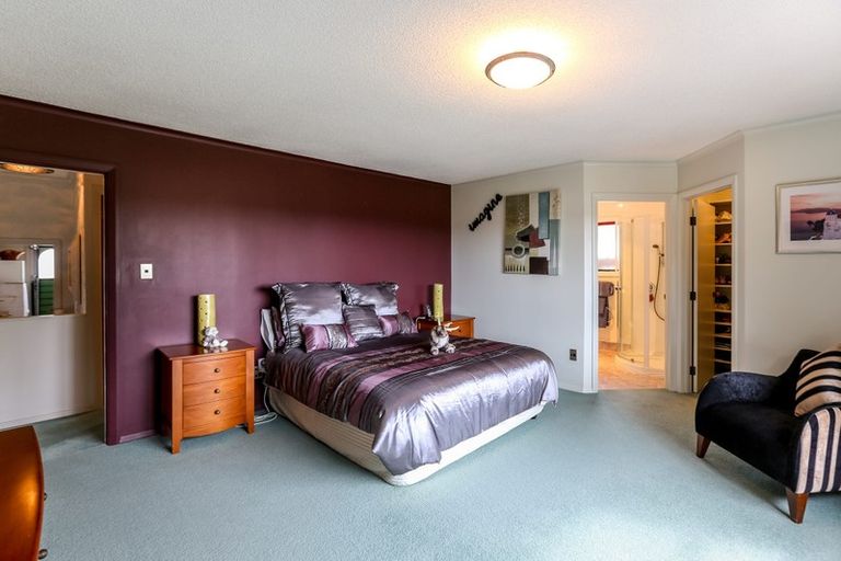 Photo of property in 4 Cannon Street, Westown, New Plymouth, 4310