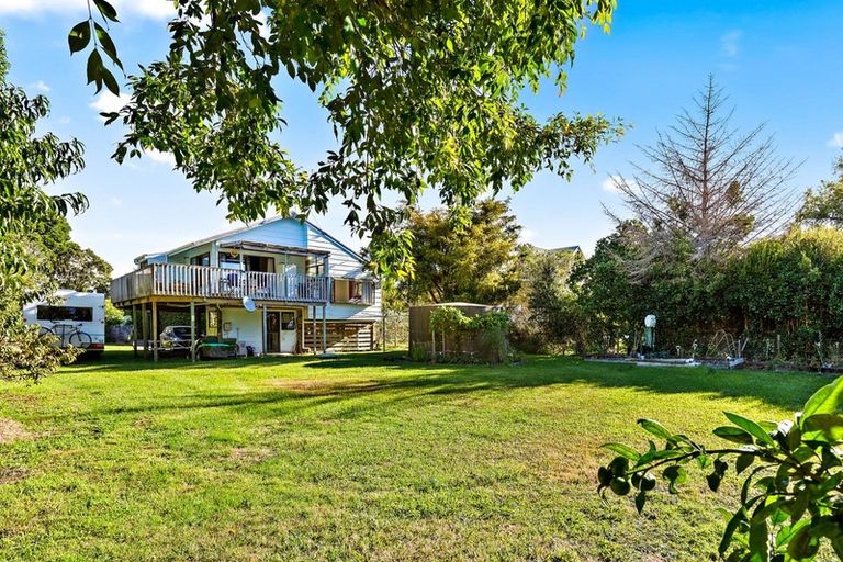 Photo of property in 23 Waimanu Place, Point Wells, Warkworth, 0986