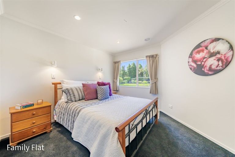 Photo of property in 18 Emerald Hill Drive, Birchville, Upper Hutt, 5018