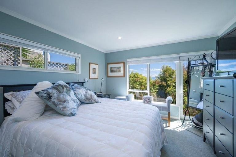 Photo of property in 6 Cape View, Atawhai, Nelson, 7010