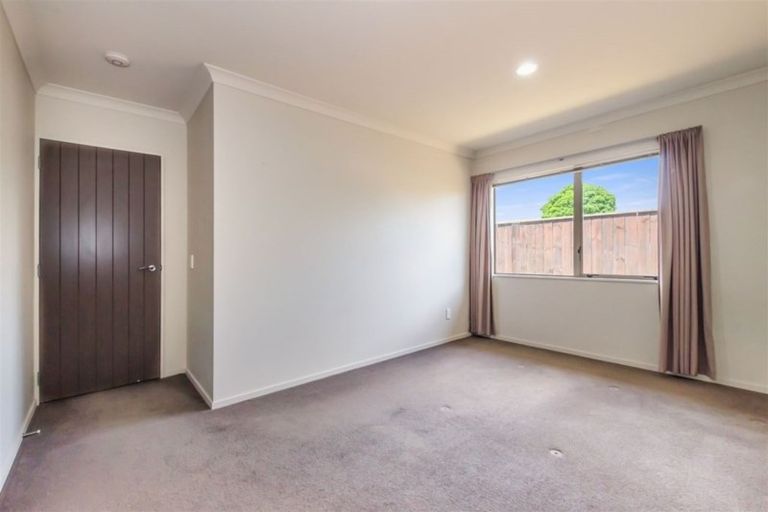 Photo of property in 16 Manhattan Court, Paraparaumu Beach, Paraparaumu, 5032