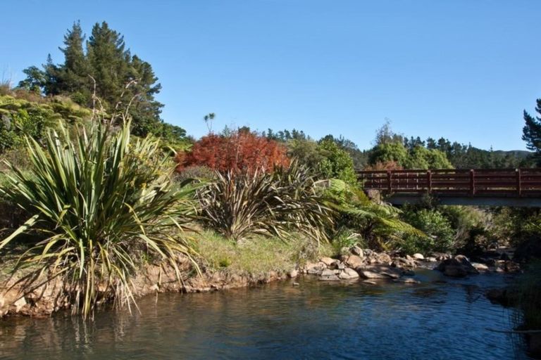 Photo of property in 50c Paul Road, Whenuakite, Whitianga, 3591