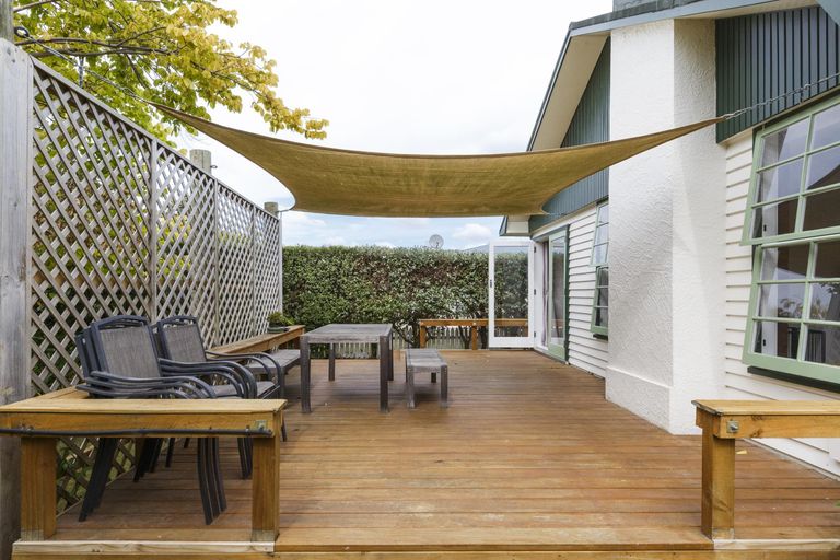 Photo of property in 53 Waterloo Crescent, Hokowhitu, Palmerston North, 4410