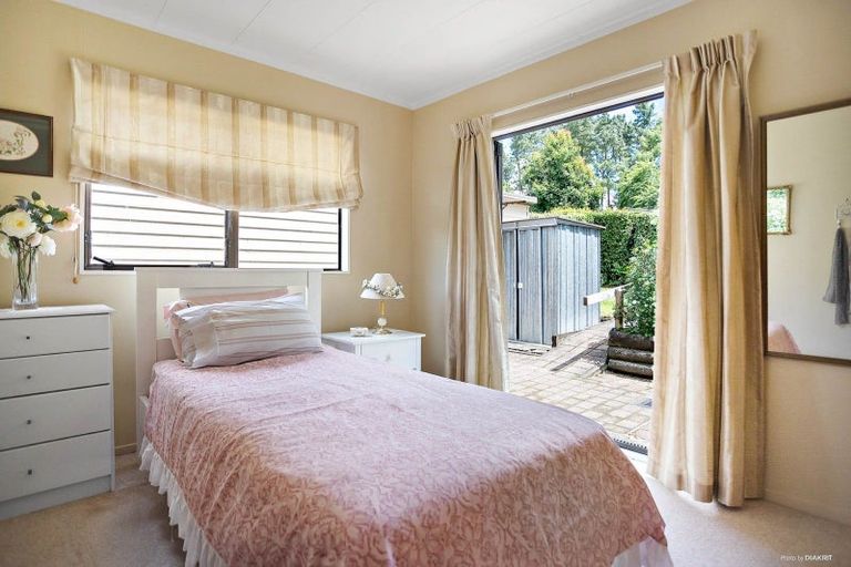 Photo of property in 28b Kingfisher Way, Te Kowhai, Hamilton, 3288