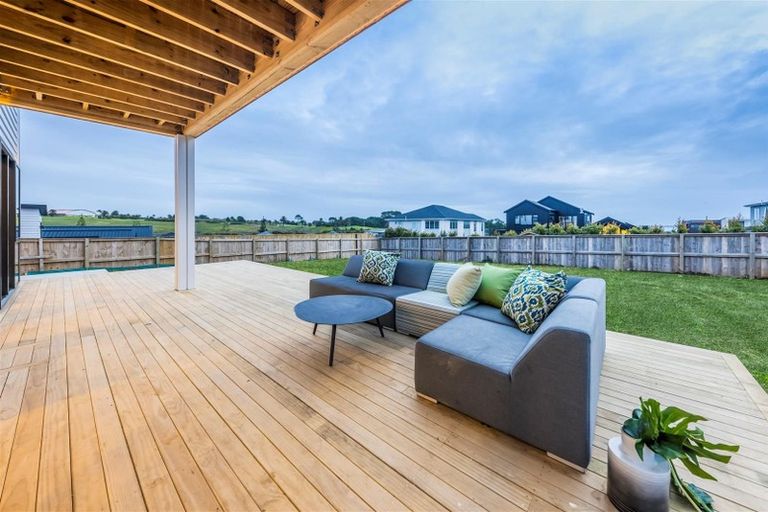 Photo of property in 7 Hutukawa Drive, Beachlands, Auckland, 2018