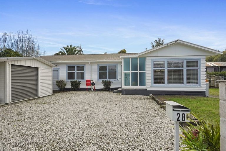 Photo of property in 28 Mount View Road, Melville, Hamilton, 3206