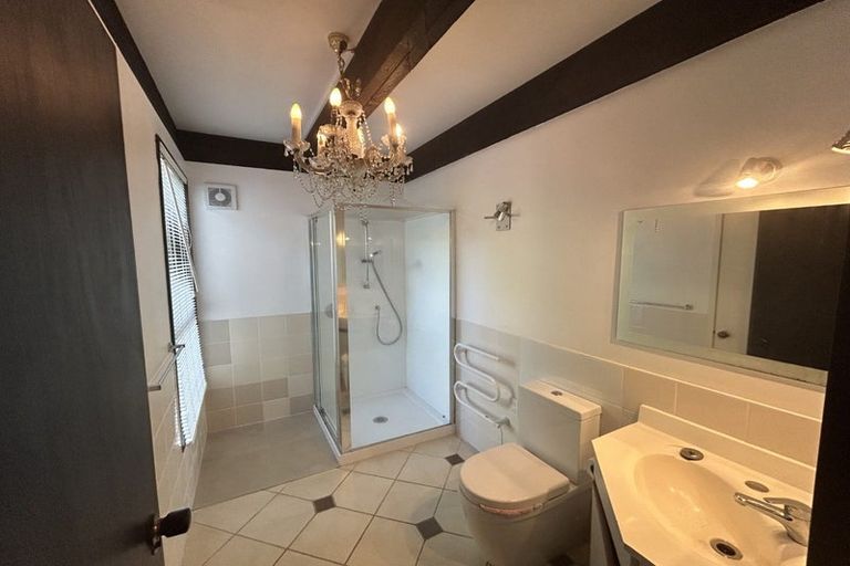 Photo of property in 454a Stokes Valley Road, Stokes Valley, Lower Hutt, 5019