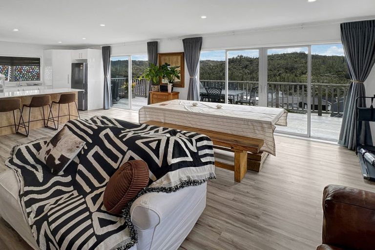 Photo of property in 3 Ringi Lane, Orewa, 0931