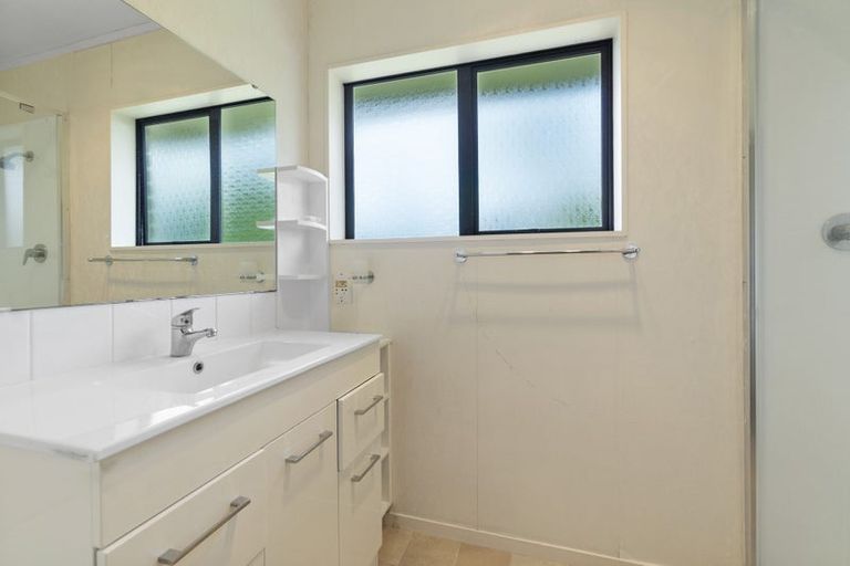 Photo of property in 14b Kingfisher Way, Te Kowhai, Hamilton, 3288